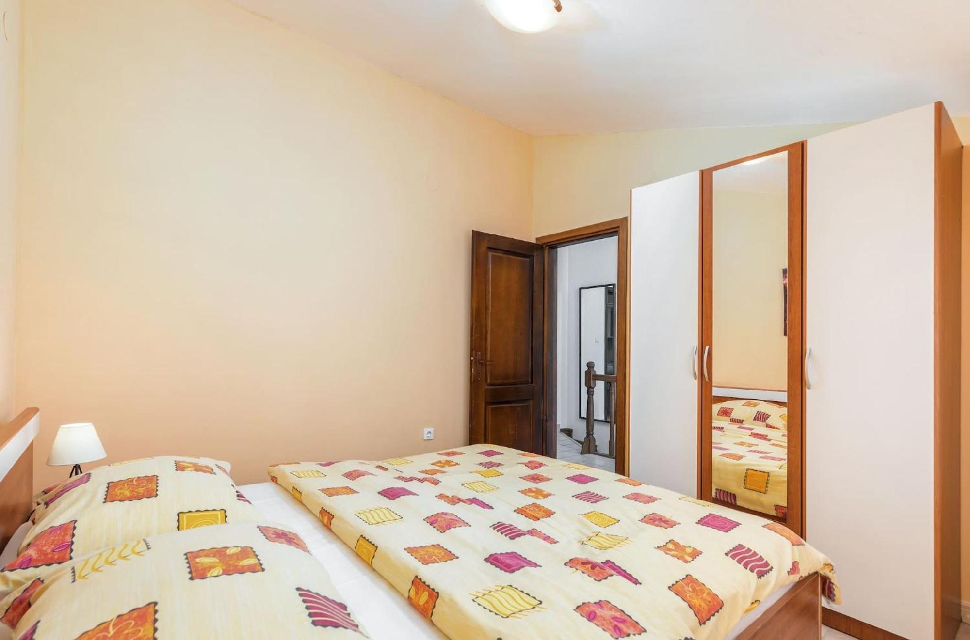 Apartment Buneta With Relaxing Outdoor Area Ližnjan 외부 사진